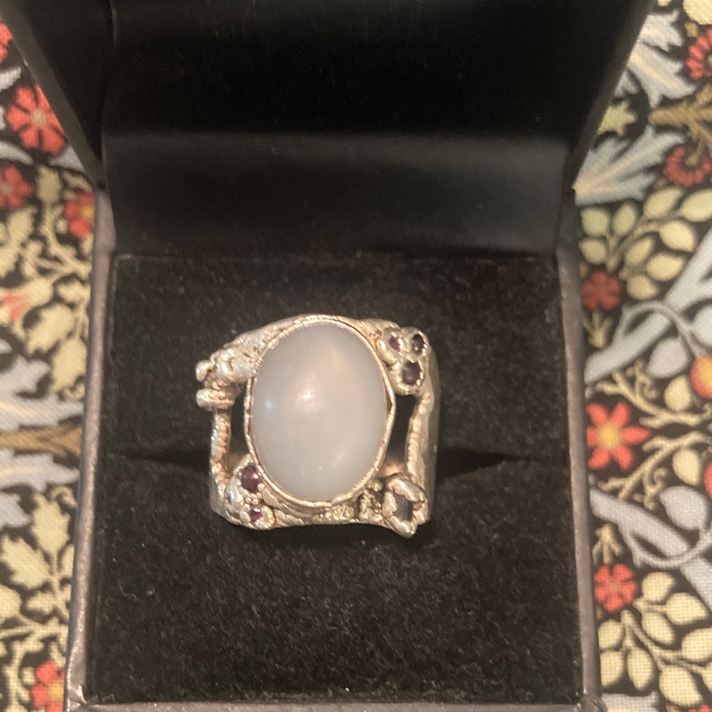 Elegant Silver moonstone and garnet Gemstone Ring, size 6 1/2-7. Artisan made.